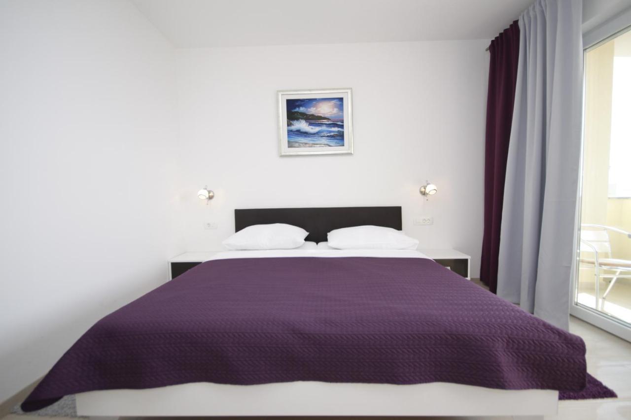 Pension Villa Rosa 르티나 외부 사진