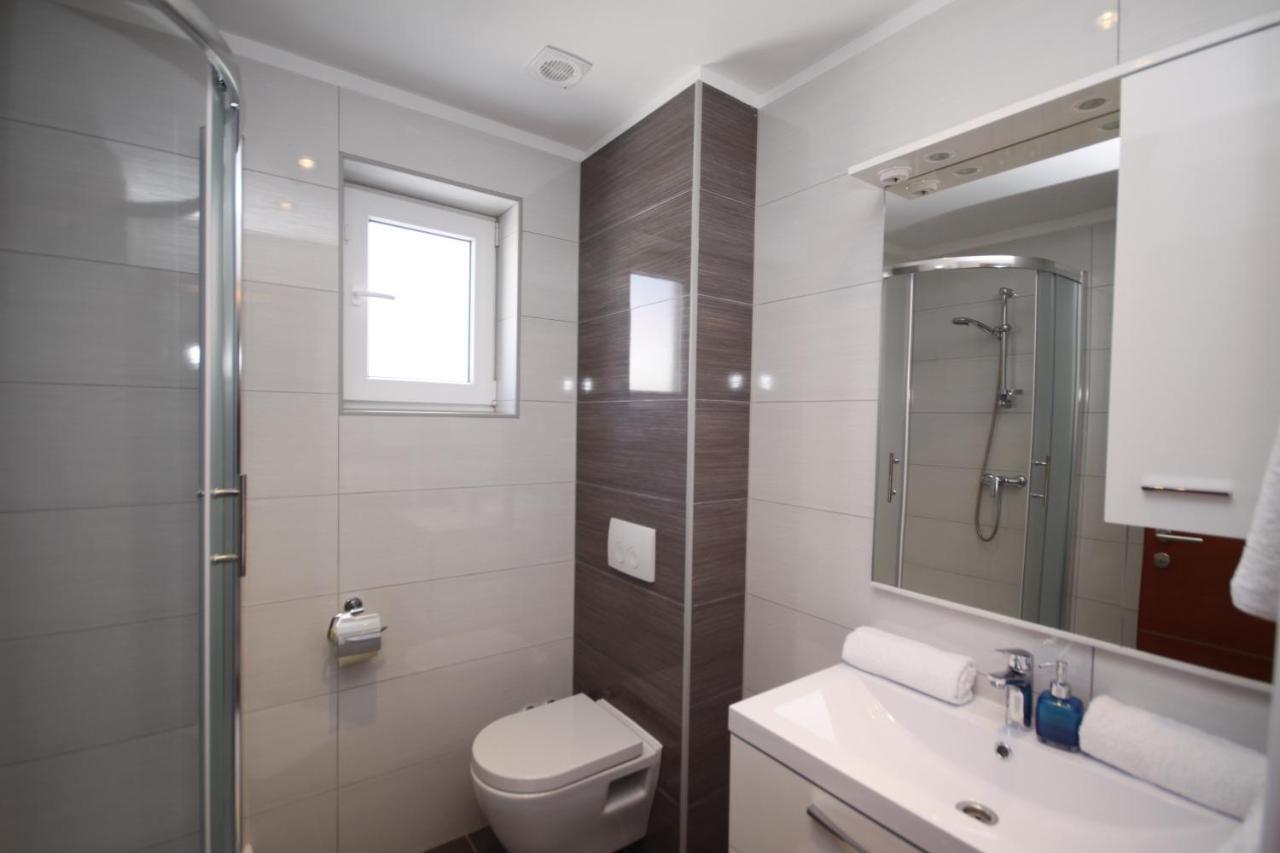Pension Villa Rosa 르티나 외부 사진
